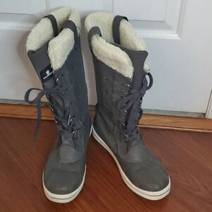 Artic Shield Womens Winter Lace Up Boots